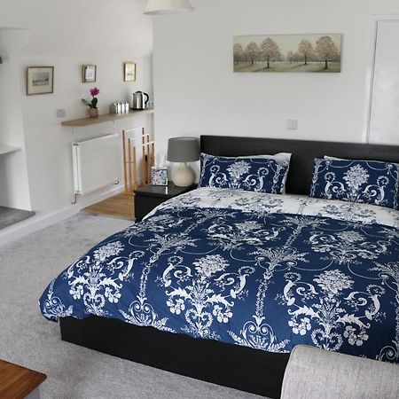 Ty Nant Little Haven B&B 외부 사진