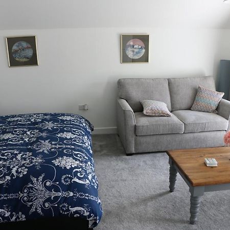 Ty Nant Little Haven B&B 외부 사진