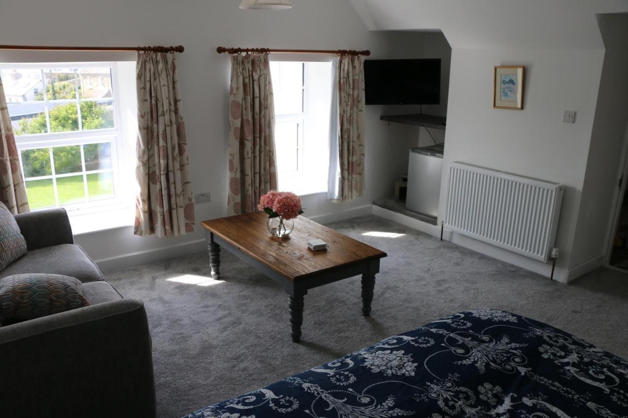 Ty Nant Little Haven B&B 외부 사진